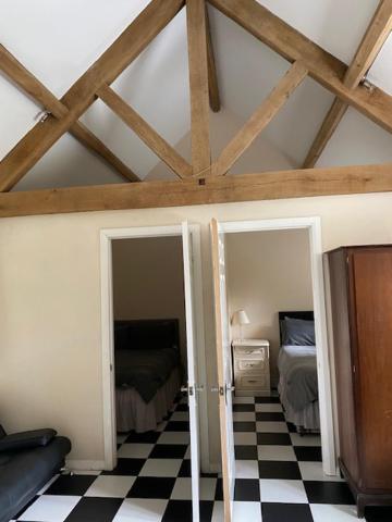 Lodge 1, The Grange Wick  ภายนอก รูปภาพ